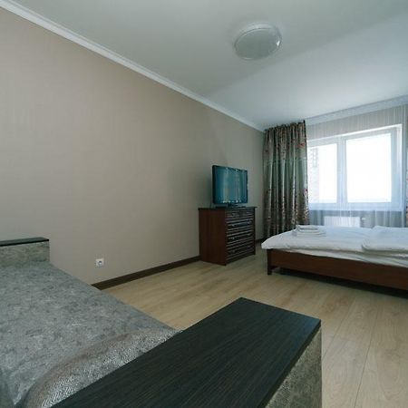 Софии Русовой 7, 13 Kiev Exteriör bild